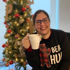 Meet your Posher, Gabriela